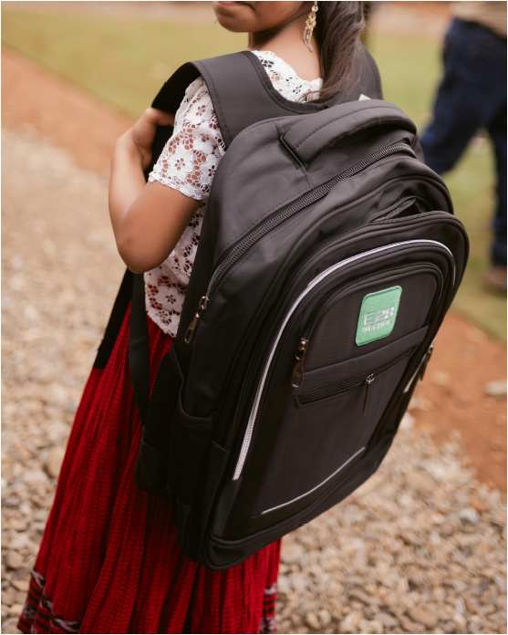 Element 28 Donación de Utiles Escolares Senahu